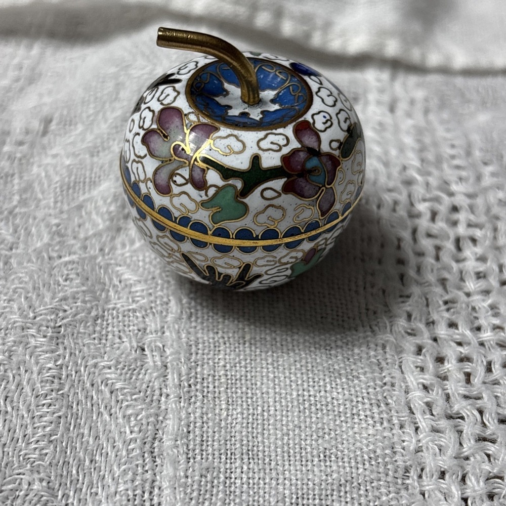 VINTAGE CLOISONNE ROUND BLOSSOM FLORAL TRINKET BOX